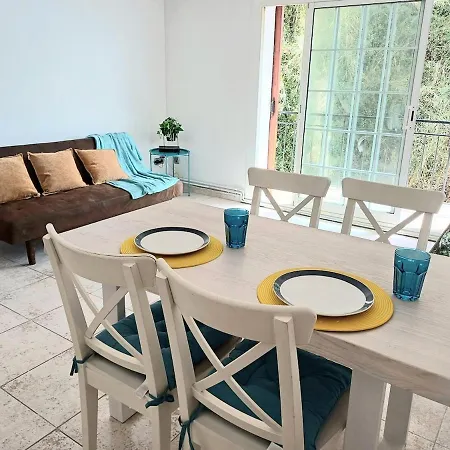 Oasis Cerca De Barcelona